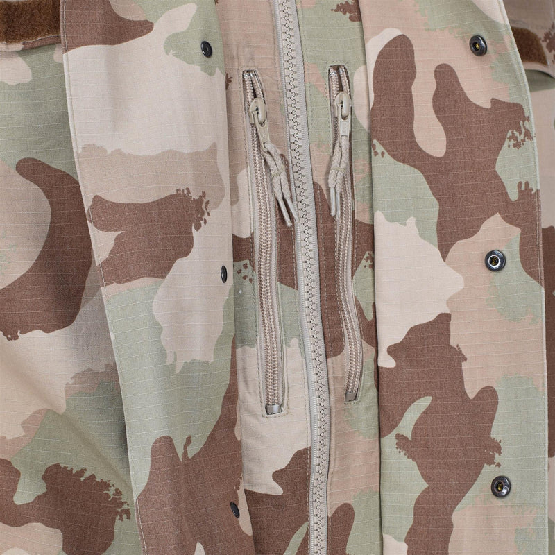 Original Regenjacke der ungarischen Armee, Kampftarnung, Wüsten-Regenjacke, wasserdicht, mit Kapuze