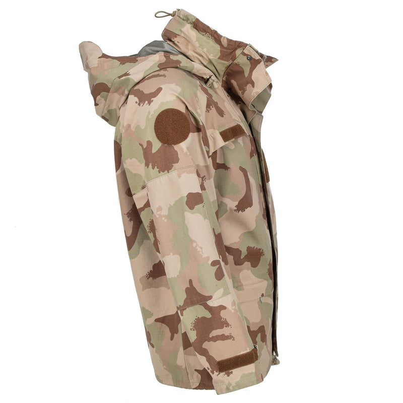 Original Regenjacke der ungarischen Armee, Kampftarnung, Wüsten-Regenjacke, wasserdicht, mit Kapuze