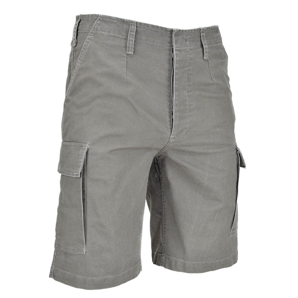 Olivgrüne, vorgewaschene Bermuda-Shorts aus Moleskin der Marke Mil-Tec im Stil der Bundeswehr