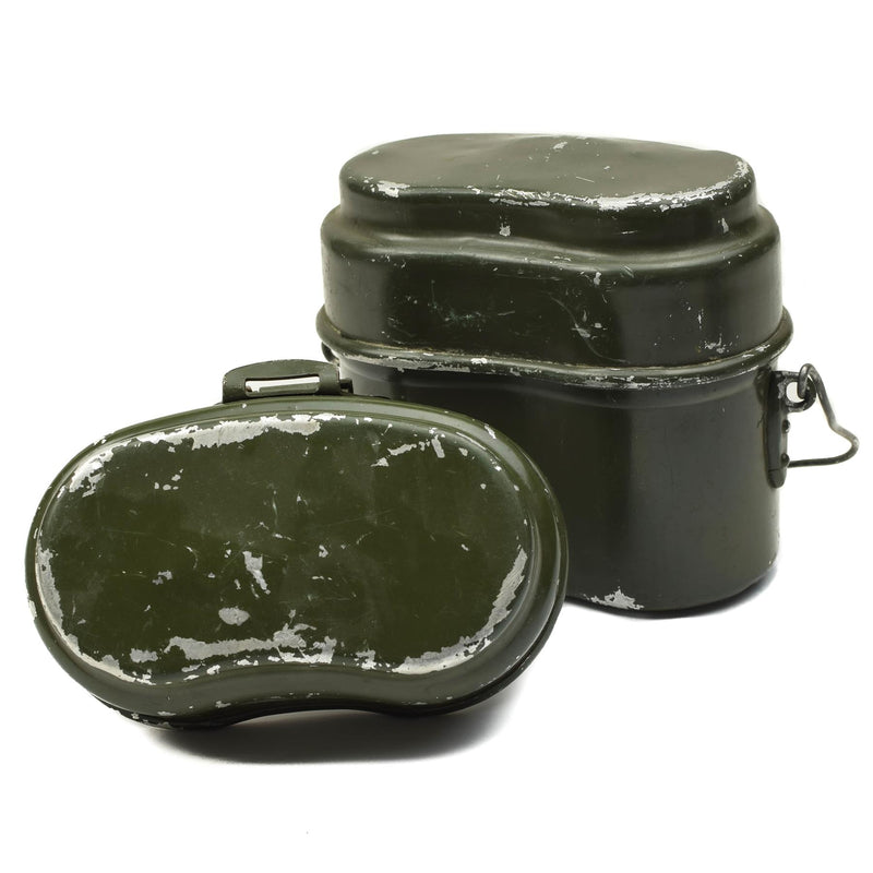 Echtes Essgeschirr der ungarischen Armee. Aluminium-Militär-Bowlertopf, 2-teiliges Set