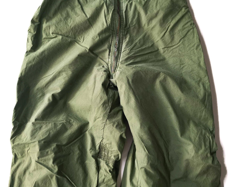 Echte schwedische Armeehose isoliert OD grün Thermohose kaltes Wetter