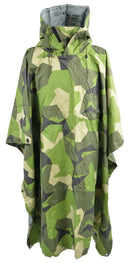 Ale-Tex three-layer waterproof army poncho with M90 camouflage, hood, zipper neck, and windproof design.