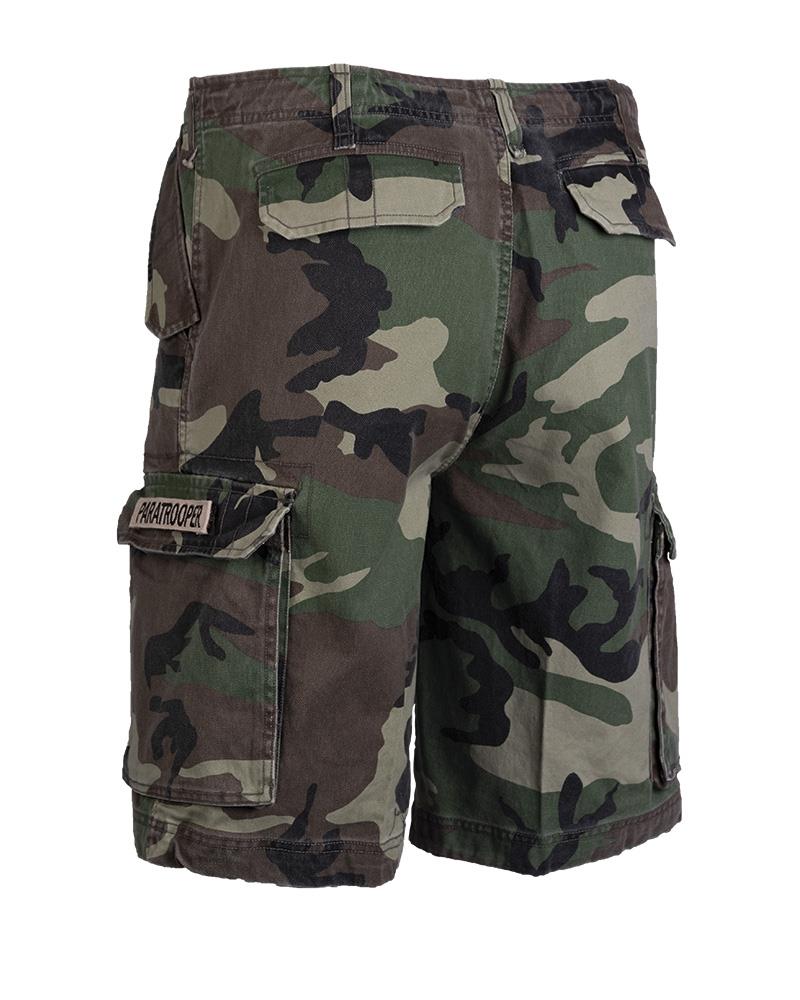 Vorgewaschene Shorts im Woodland-Camouflage-Stil der Marke Mil-Tec aus Deutschland