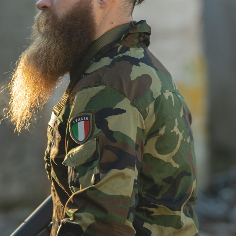 Original italienische Militär-Kampfjacke, leichte Woodland-Camouflage, Armee-Überschuss, NEU