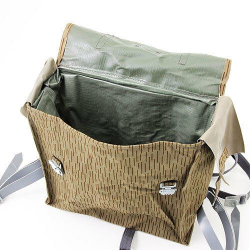 Originaler Militärrucksack der DDR-Armee, NVA, Regentropfen-Tarnmuster