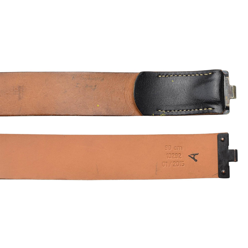 Originale Militärhose aus schwarzem Leder mit Gürtel der deutschen Marine