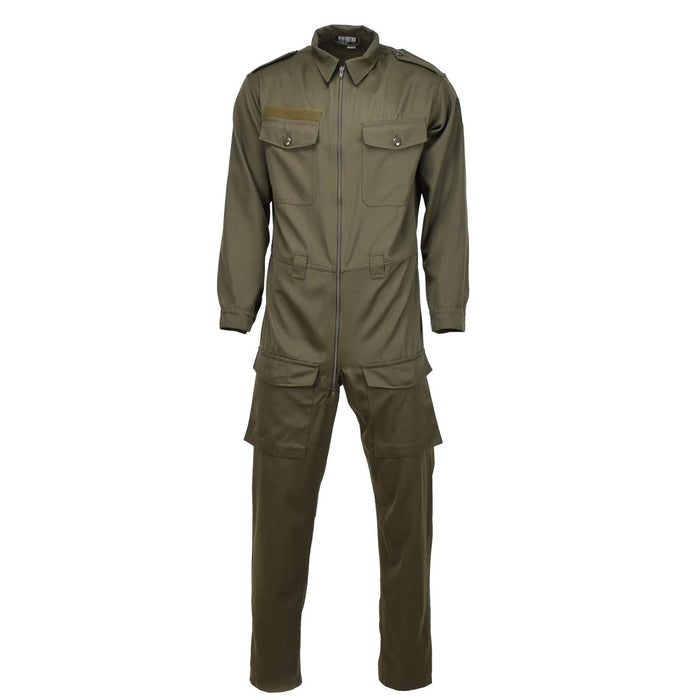 Echter österreichischer Militär-Mechaniker-Overall in Oliv mit Cargotaschen, verstellbaren Manschetten, Schulterklappen und Zwei-Wege-Reißverschluss aus Metall