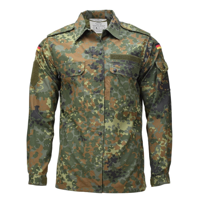 Damen-Feldhemd mit Druckknopfverschluss und Flecktarn-Camouflage