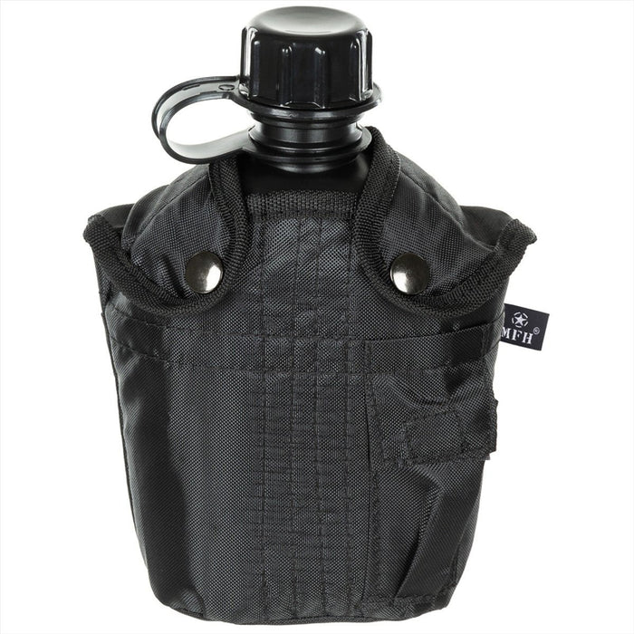 MFH 1L schwarze militärische Kunststoff-Feldflasche mit Schraubverschluss, BPA-freiem und robustem Nylonbeutel mit Clipbefestigungen