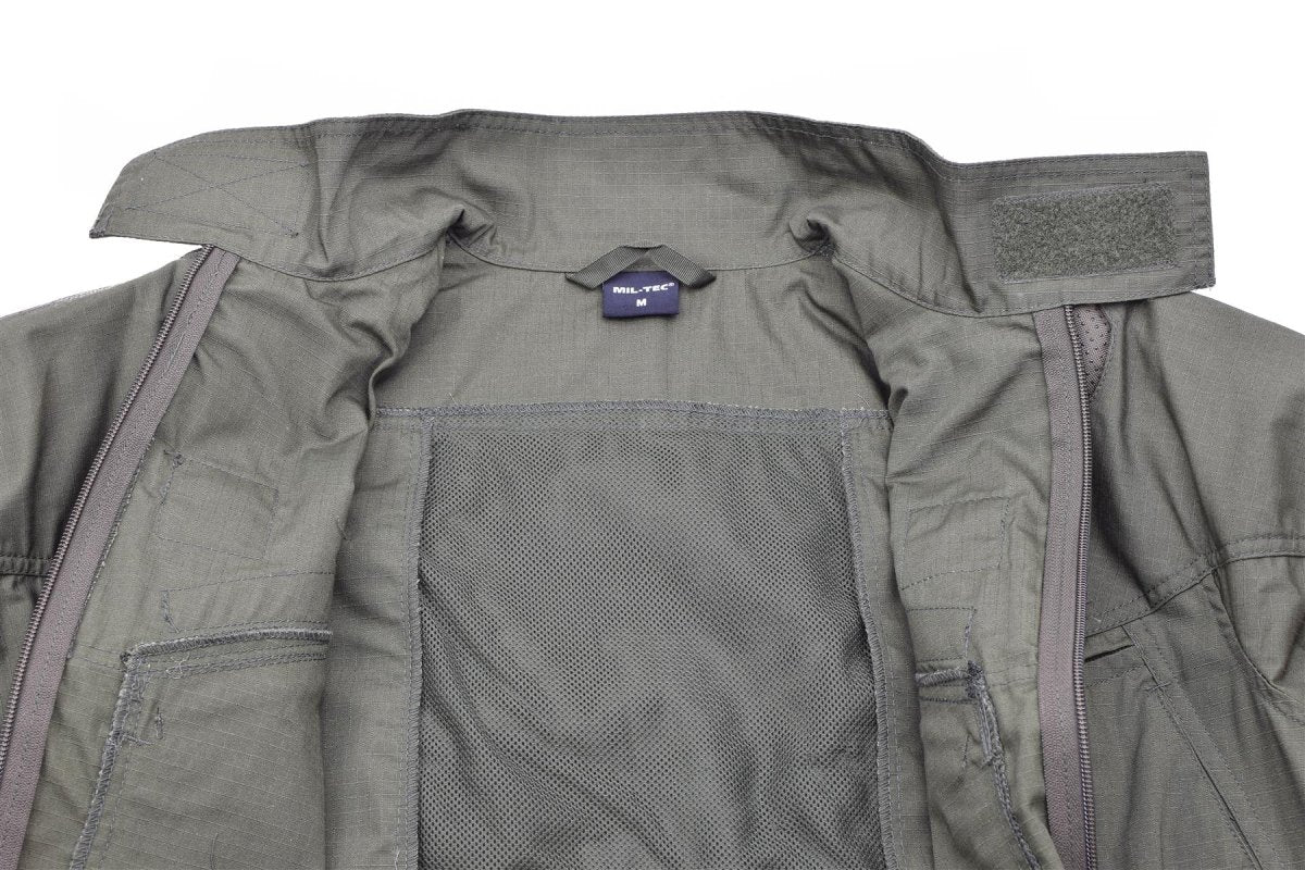 Chimera-Jacke im Militärstil der Marke Mil-Tec aus olivgrüner Ripstop-Kampfuniform