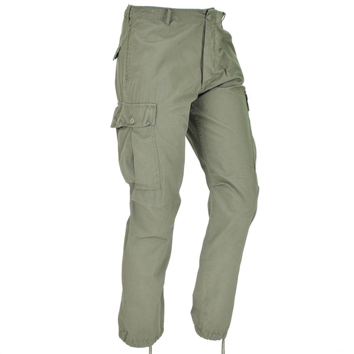Olivgrüne Mil-Tec U.S. Army M64 Kampfhose im Vietnam-Dschungelstil mit Cargotaschen und verstellbaren Bündchen
