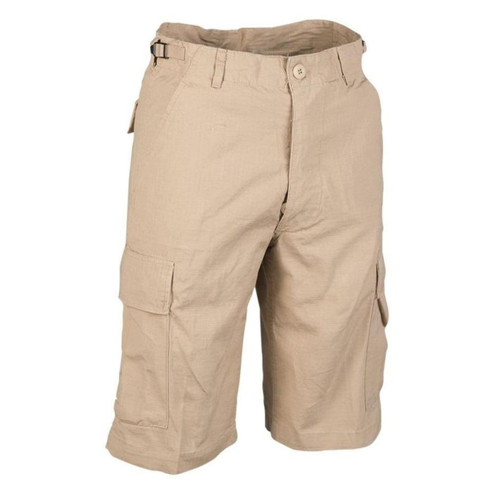 Khakifarbene Mil-Tec U.S. Military-Bermudashorts mit Ripstop-Gewebe, Cargotaschen, Gürtelschlaufen und vorgewaschenem, strapazierfähigem Design.