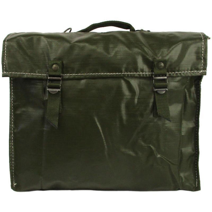 Original tschechische Armee M85 Militär-Brottasche aus olivgrünem Vinyl mit Schultergurt, wasserabweisendes und langlebiges Design.