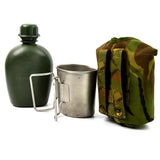 Original niederländische Feldflasche der niederländischen Armee mit Tasse und Camouflage-Hülle