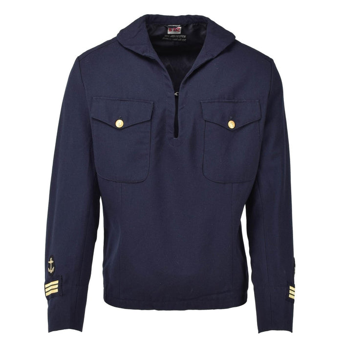 Original schwedisches marineblaues Matrosenhemd mit Ankeraufnähern und goldenen Knopfdetails im formellen Marinestil.