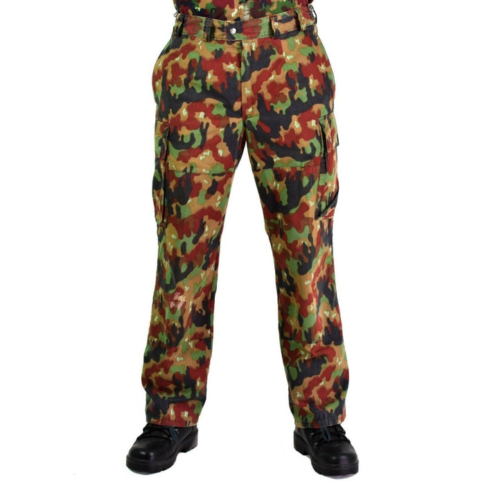 Original Schweizer Armeehose M83 Kampf Alpenflage Camo Feldhose NEU - GoMilitar