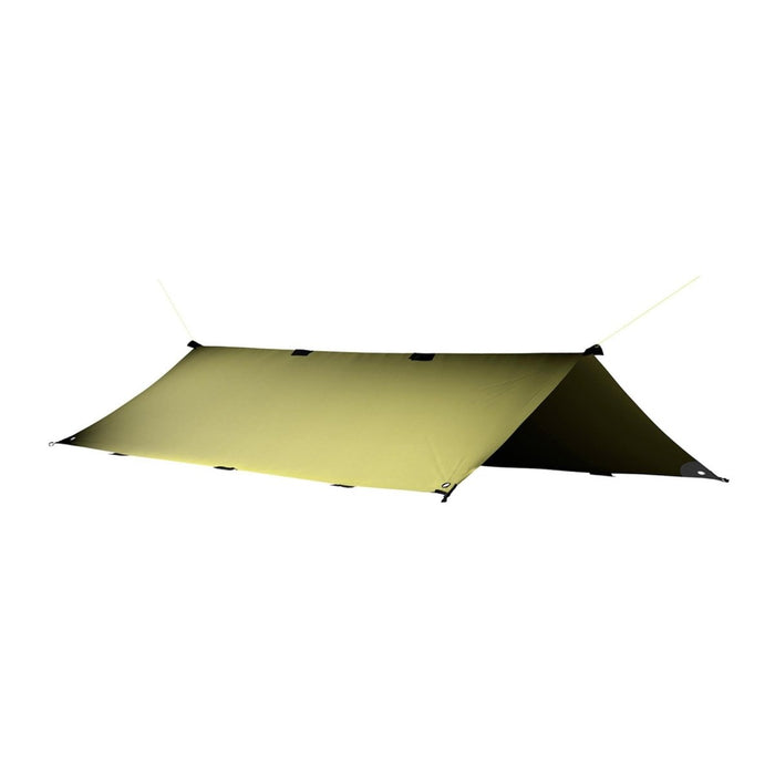 Olivgrüner wasserdichter Tatonka-Planenschutz mit Abspannschlaufen und Ösen, leicht und vielseitig zum Schutz beim Camping.